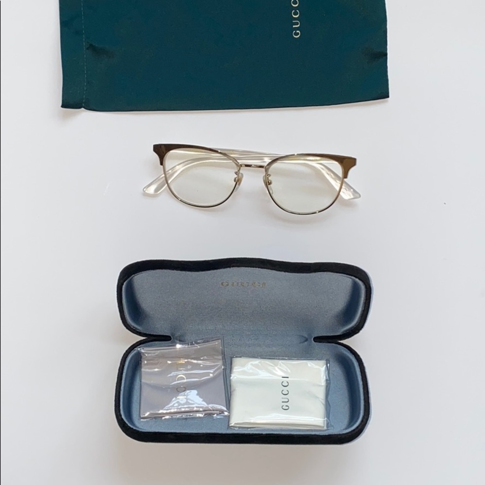 Gucci eye glasses